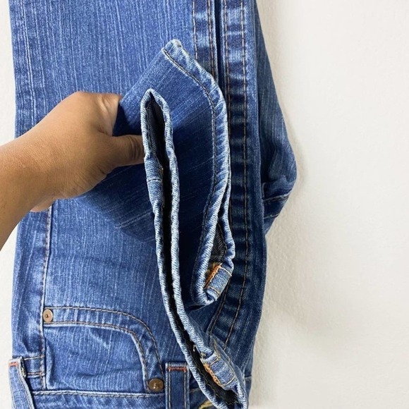 True Religion Light Wash Blue Denim Straight Jeans Size 28 - Picture 9 of 12